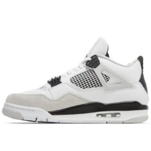Jordan 4 Retro | Military Black