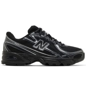 New Balance 740 | Black